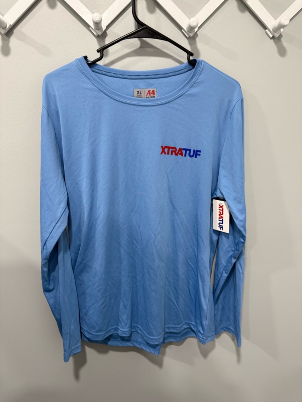 NWT womens xtratuf xl spf long sleeve top